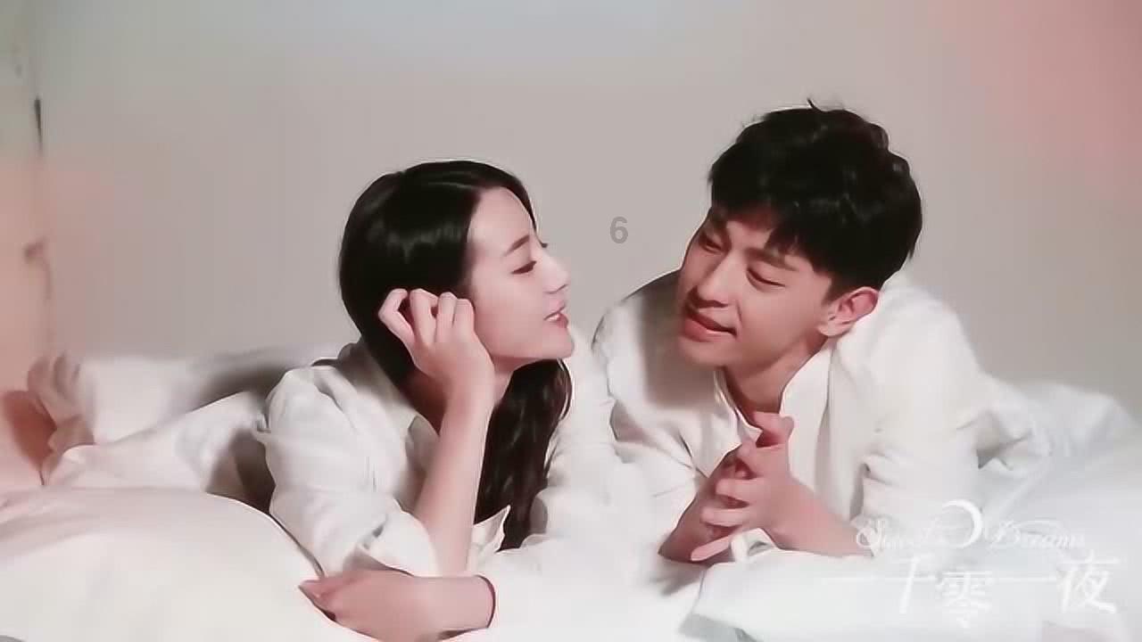 姚笛疑跨界当导演,开机条幅暴露赚钱的野心,折射出这些年的不易