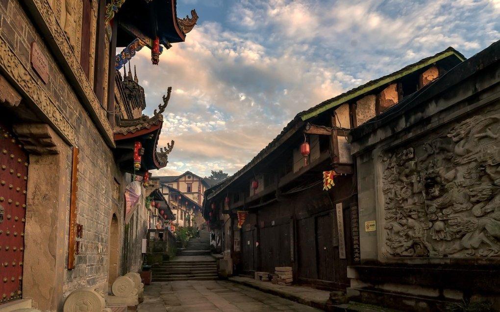 健康的睡眠姿势是仰卧还是侧卧?游戏画面